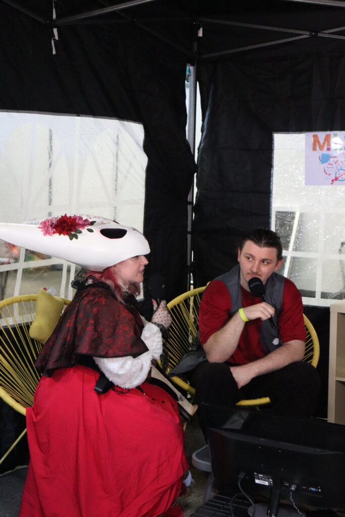 Studio mobile Twitch de la Mission Locale des Deux Rives au Bordeaux GeekFest 2026